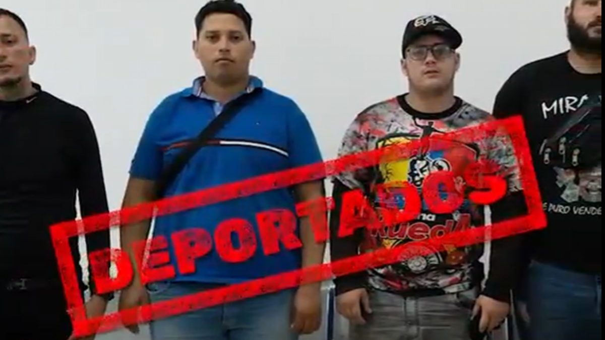 Cuatro ciudadanos extranjeros fueron deportados, luego de burlarse de la reforma a la Ley de Tránsito, que incluye servicio de delivery.