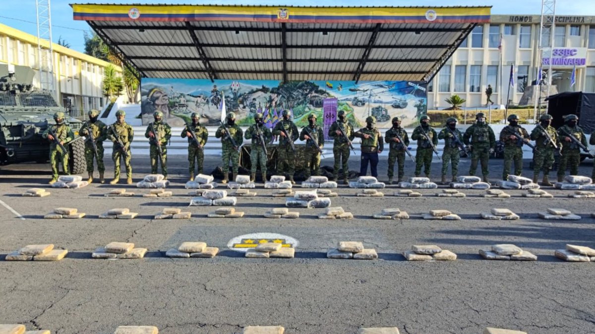 Media tonelada de marihuana fue incautada en Ascázubi cuando iba hacia Guayaquil.