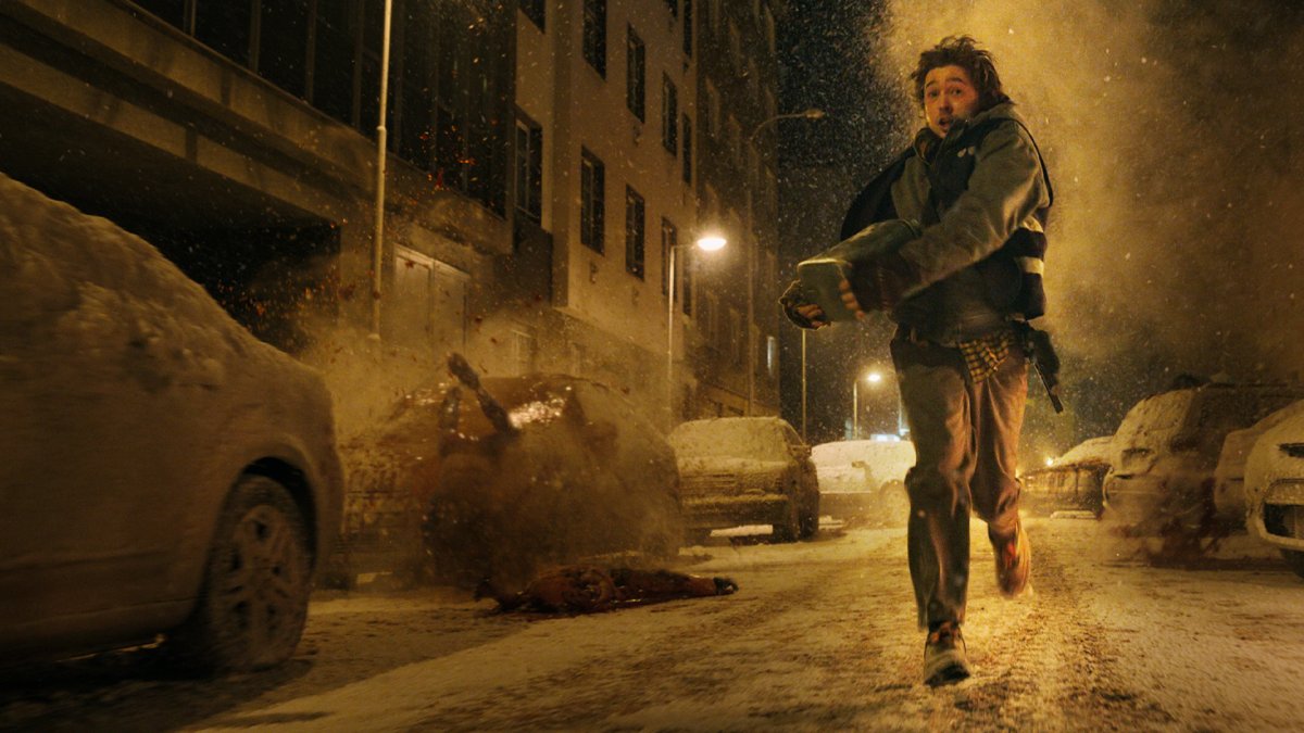 Resident Evil: Noche Cero lleva nuevamente al cine el universo de Raccoon City con una historia original marcada por el terror, el suspenso y la supervivencia.