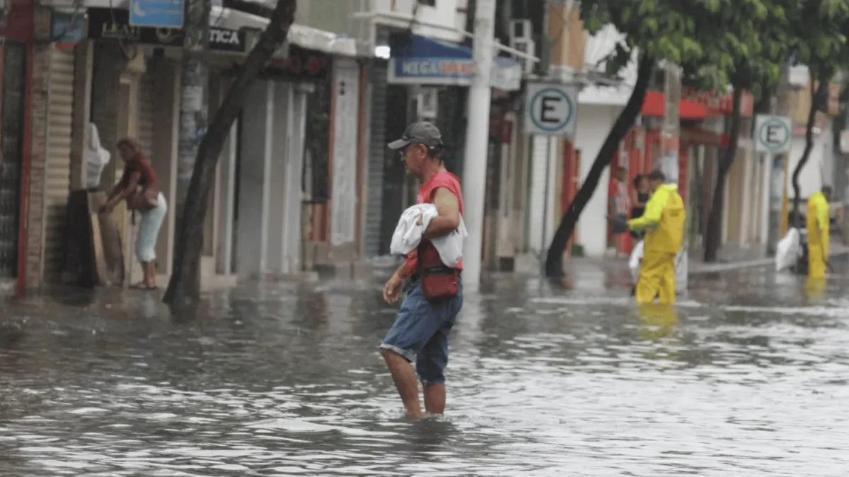 La Costa y la Amazonía serán las zonas más afectadas por las precipitaciones, mientras que en la Sierra se esperan lluvias.