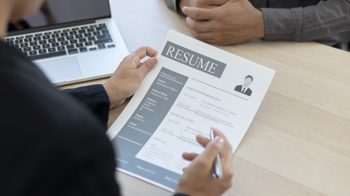 Referencial.Entrevistas laborales pueden ser usadas como fachada en ofertas de empleo fraudulentas.