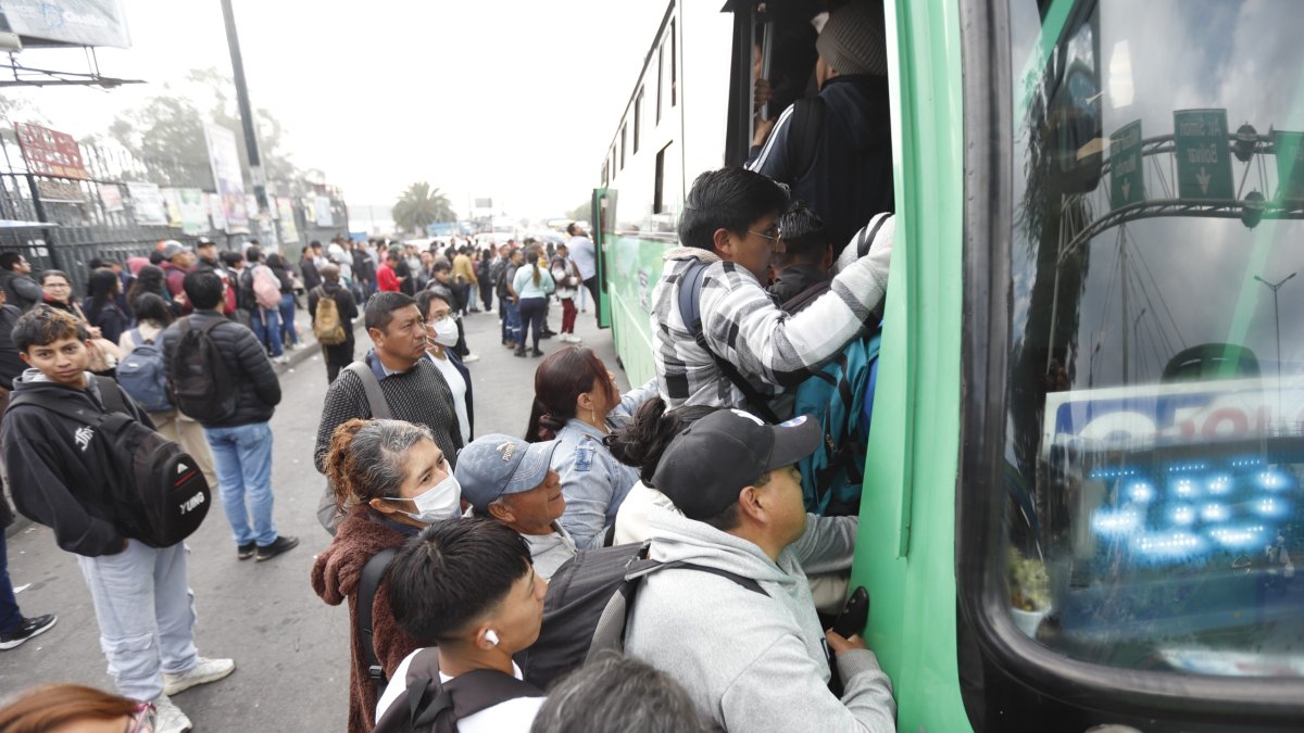 El transporte público de Quito deberá mejorar su servicio para acceder a la compensación económica municipal.