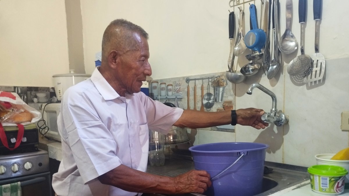 La distribución del agua potable se suspendió la mañana de este martes