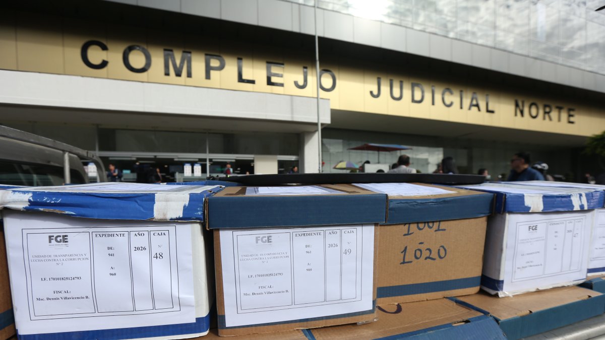 Juez se inhibió en Quito y suspendió audiencia por reasignación del expediente.