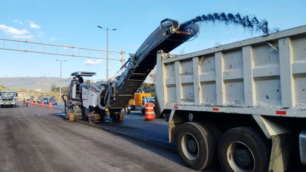 Esta semana comenzaron las labores en la Ruta Viva en el tramo 3, entre el sector de La Cerámica y el Escalón Tumbaco