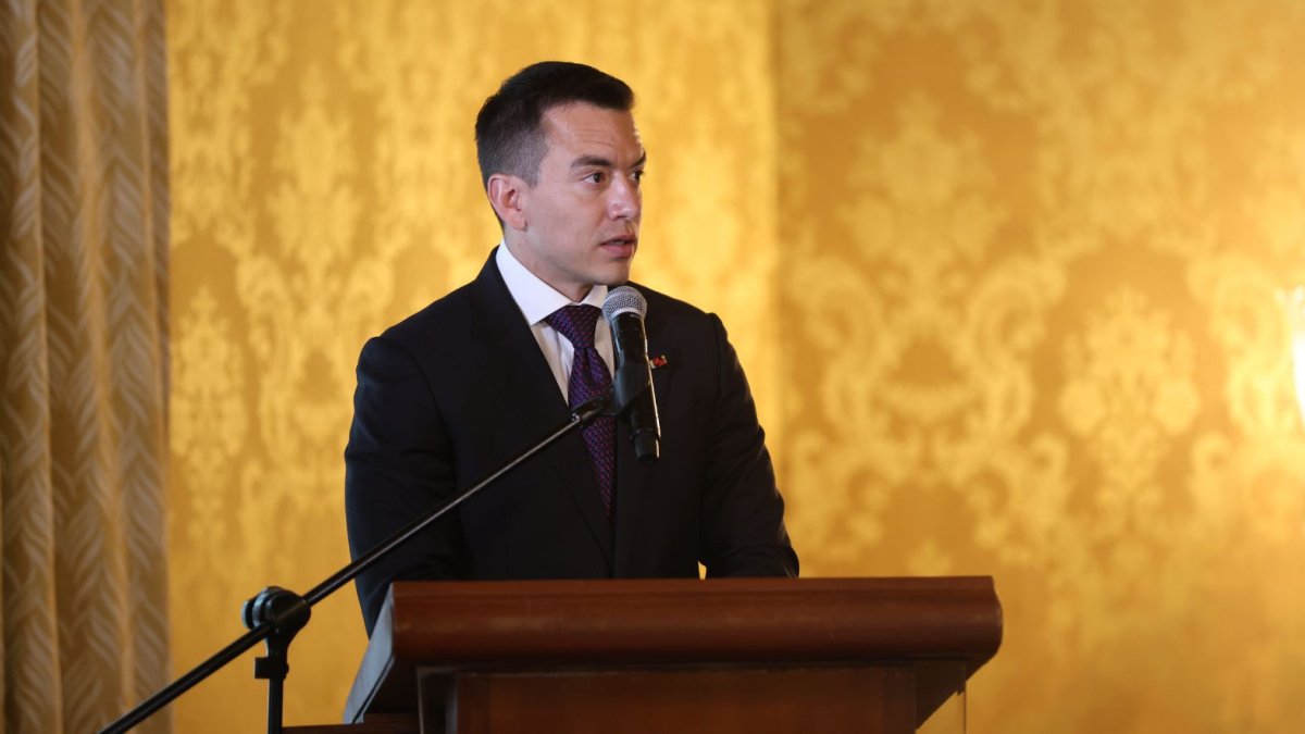 Daniel Noboa anunció Dedalus para conectar 1.742 centros de salud en Ecuador.