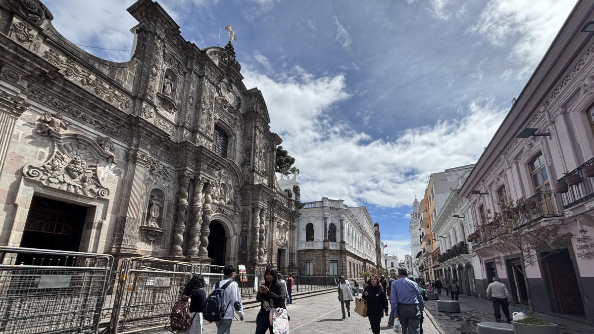 El Centro Histórico fue el territorio reconocido por la Unesco en 1978. Hoy, uno de sus principales desafíos es conservar sus edificaciones mientras se mantiene la vida de barrio en la zona.