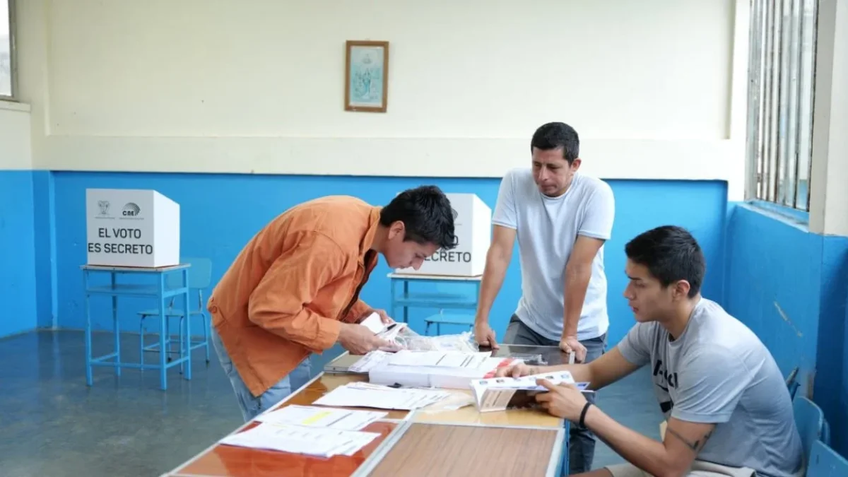 El calendario fijado por el CNE establece que las elecciones seccionales se desarrollarán el domingo 29 de noviembre de 2026.
