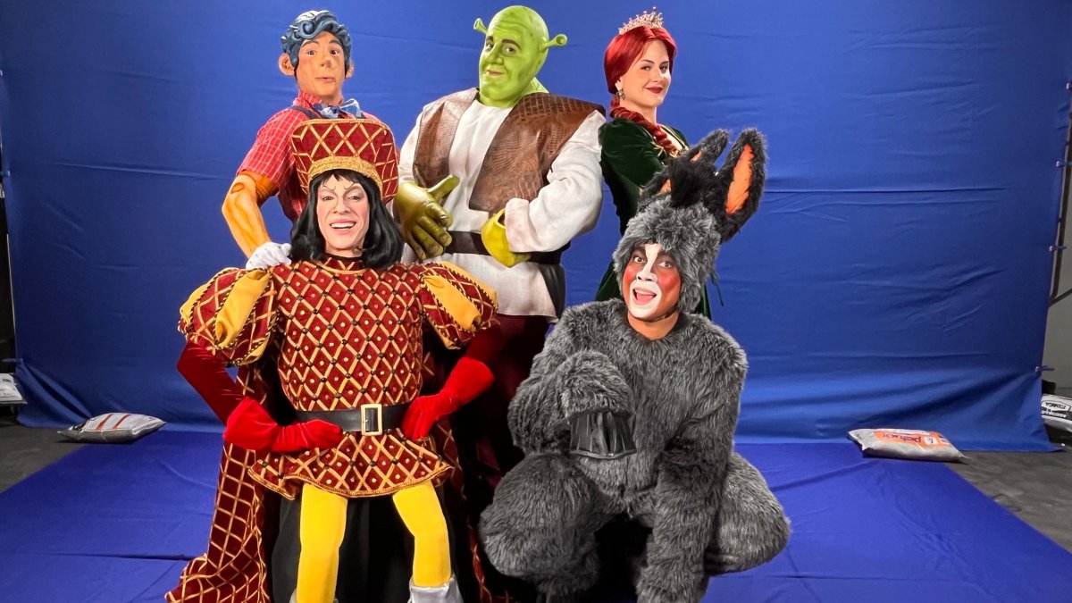 El elenco de Shrek, el musical