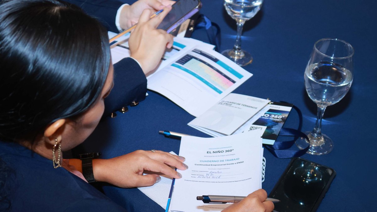 126 personas del sector empresarial, recibieron taller práctico de planificación en la jornada “El Niño 360°: Anticiparse es la mejor estrategia”, realizada en el hotel Hilton Colón de Guayaquil.