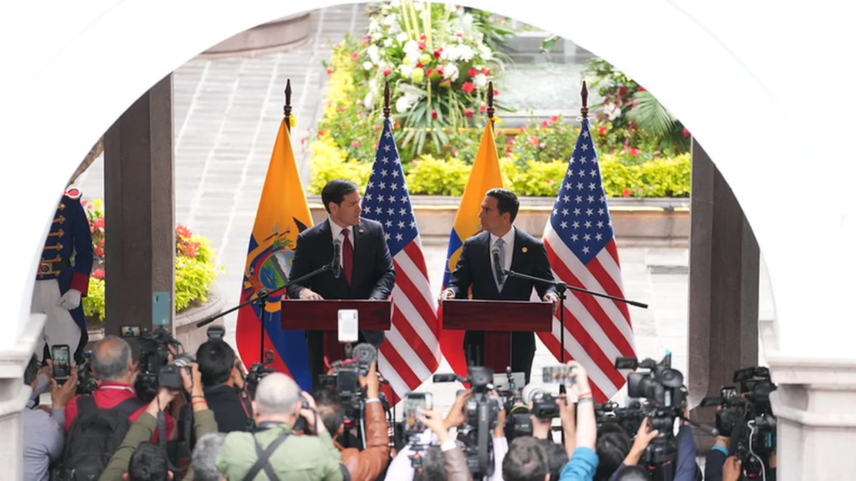 El secretario de Estado de Estados Unidos, Marco Rubio brindó una rueda de prensa junto al canciller de Ecuador, Roberto Kury.