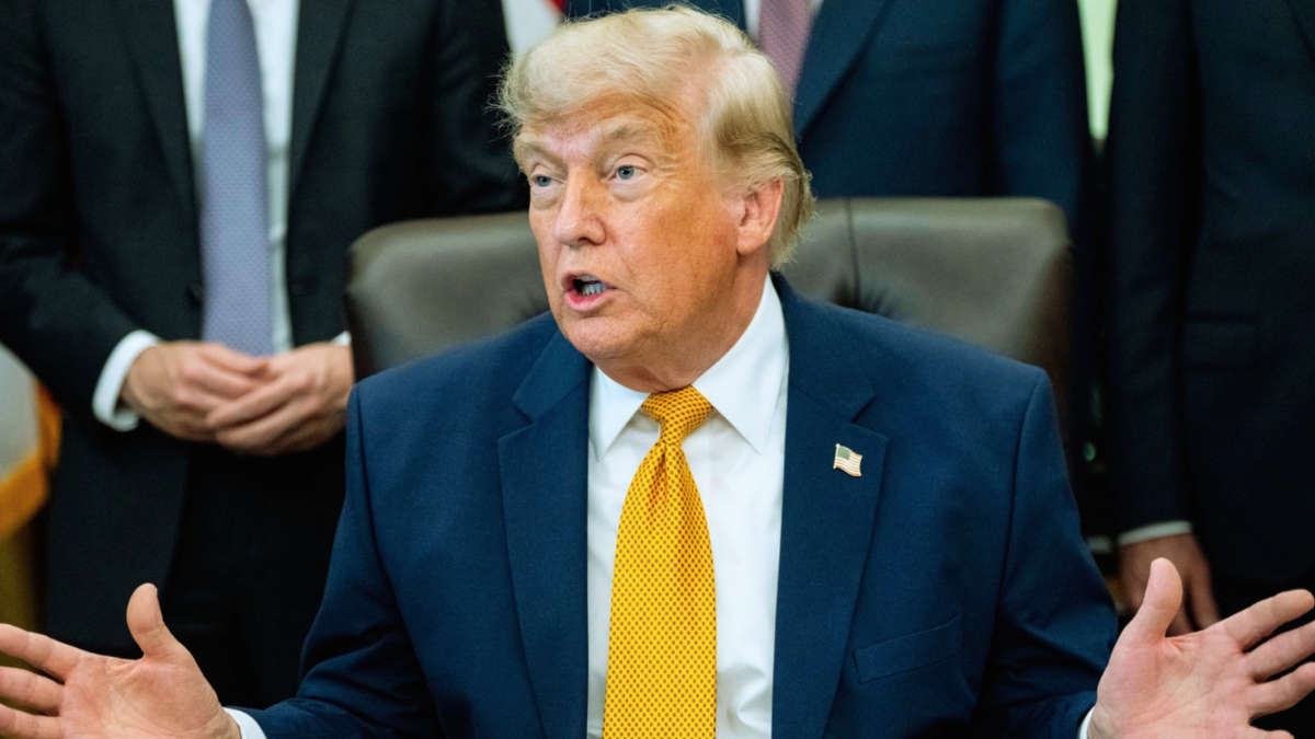 Donald Trump impulsa una nueva estrategia de política exterior de Estados Unidos hacia América Latina, marcada por seguridad y lucha contra el narcotráfico.