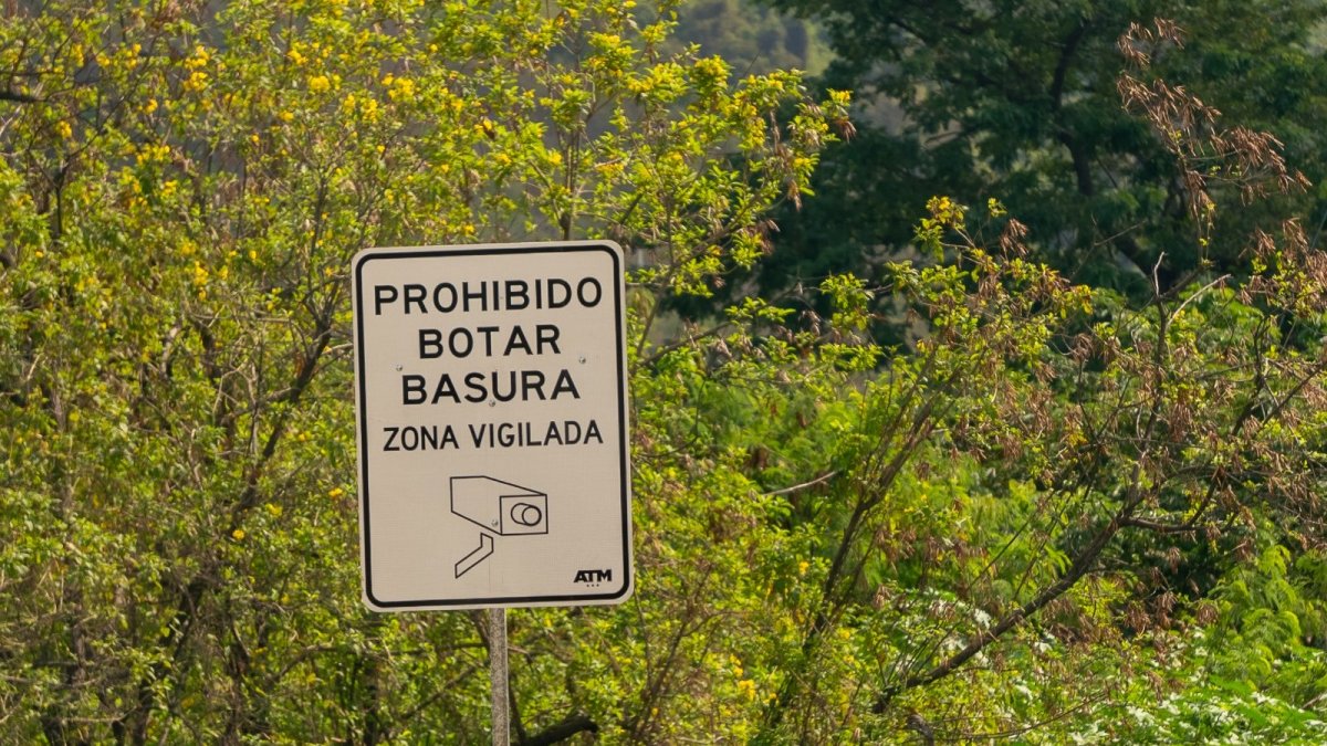 El Municipio instaló señalética en puntos críticos.