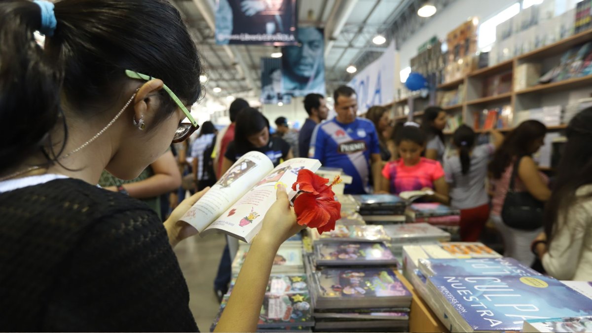 La Feria Internacional del Libro Guayaquil tiene acogida. El año pasado asistieron aproximadamente 30.000 personas. Esperamos que este año sea igual o mejor.