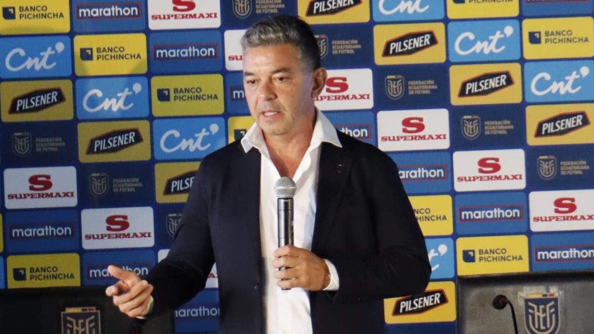 En la Casa de la Selección, en Quito, el técnico Marcelo Gallardo asumió el mando de la Tricolor.