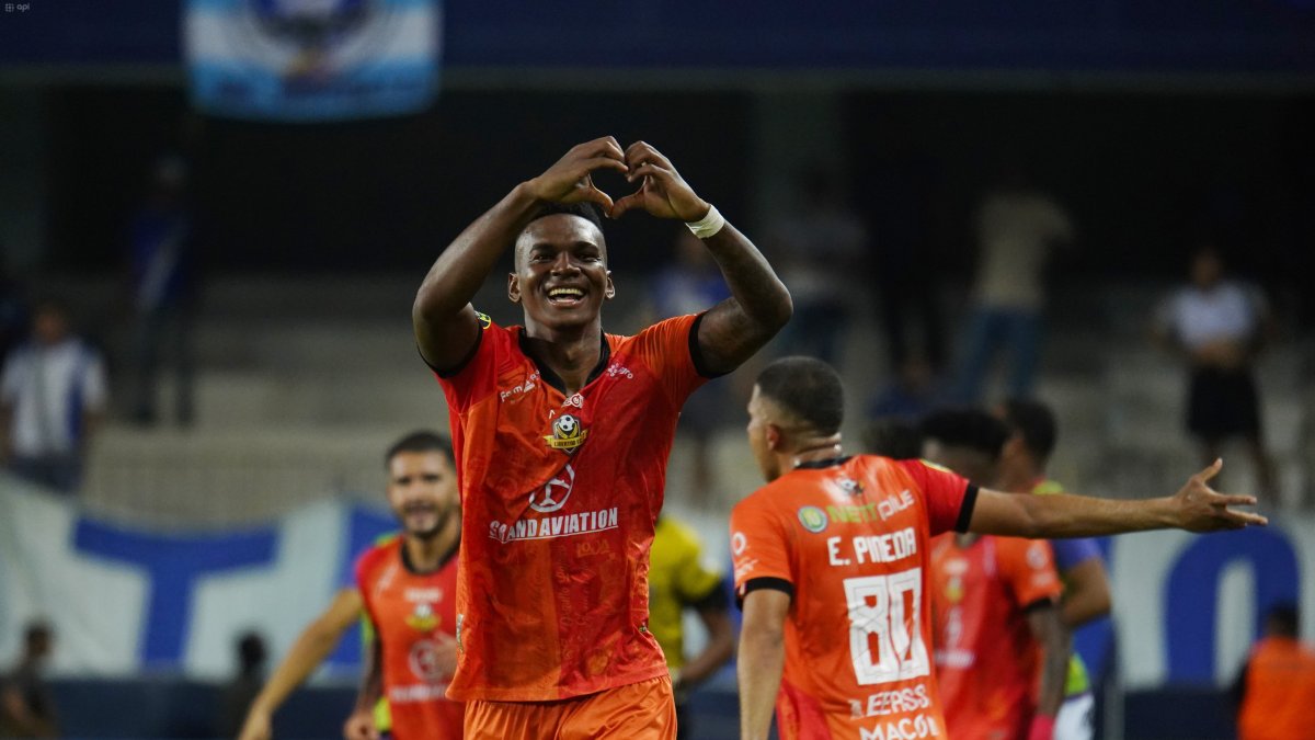 Libertad FC venció a Emelec en el estadio Capwell.