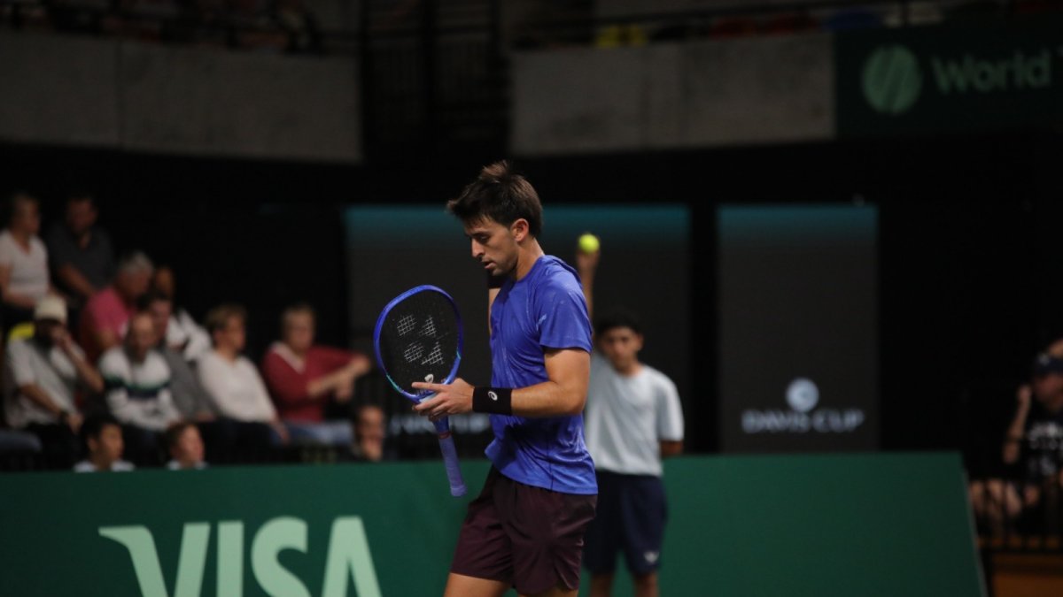 El tenista ecuatoriano Andrés León no pudo en su partido de singles.