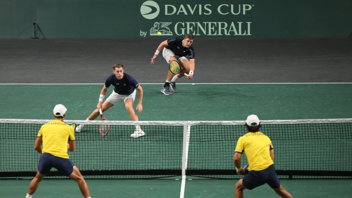 Gran Bretaña arrolló a Ecuador en Londres (4-0) y consiguió su clasificación a Bolonia.