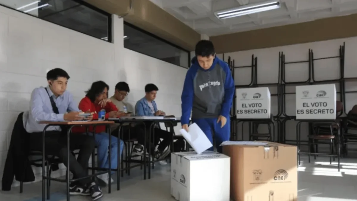 Los ciudadanos designados como MJRV deben cumplir con una capacitación obligatoria antes de asumir sus funciones durante los comicios.