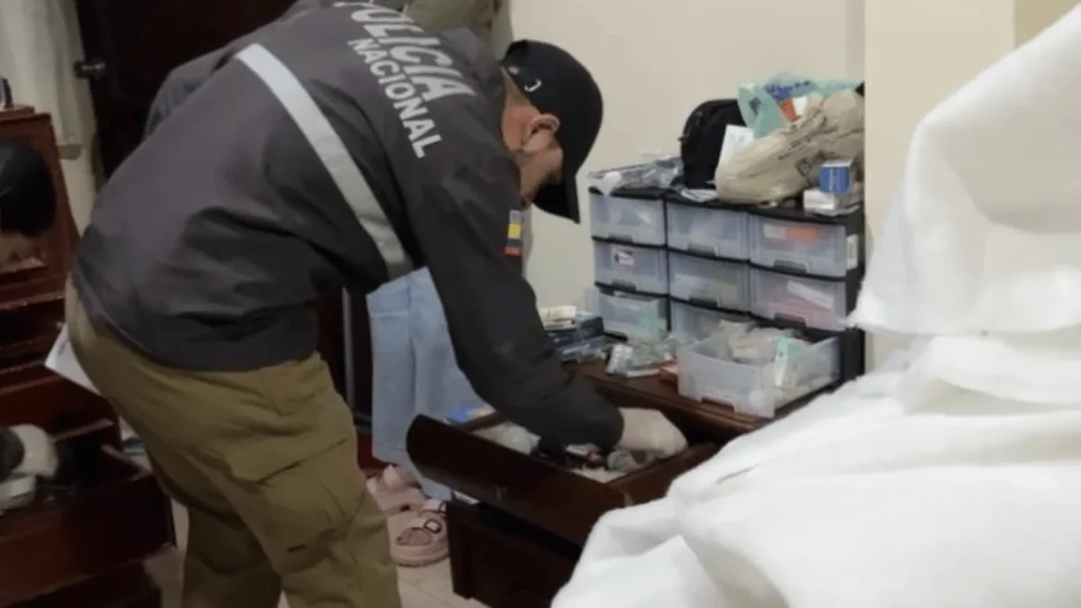 Médicos del MSP, exmédicos y funcionarios habrían intervenido para aparentar que Rexhepi cumplía con las obligaciones dispuestas por la justicia.