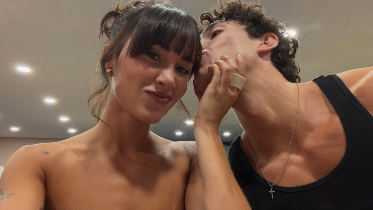 La española Aitana describe a Plex como su 