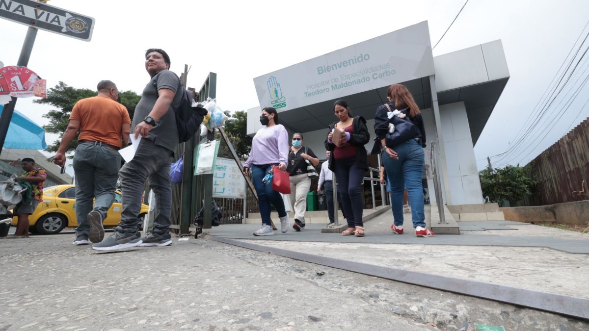 Médicos rechazan ser culpados por falta de medicinas en hospitales y apuntan al sistema.