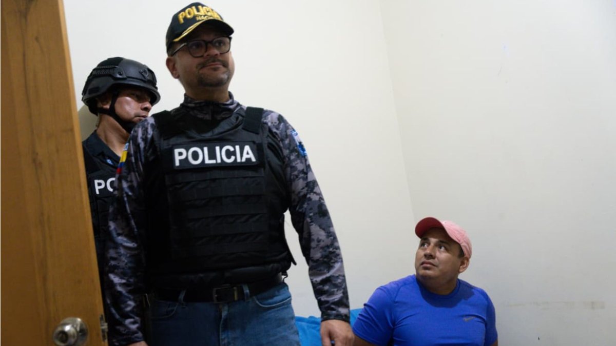 Ocho detenidos en Ecuador por encubrir a Dritan Rexhepi tras su fuga de 2022.