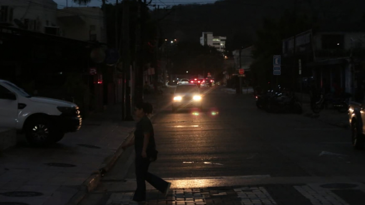 Parte de urdesa central se quedó sin luz la tarde de este martes 22 de septiembre del 2026.