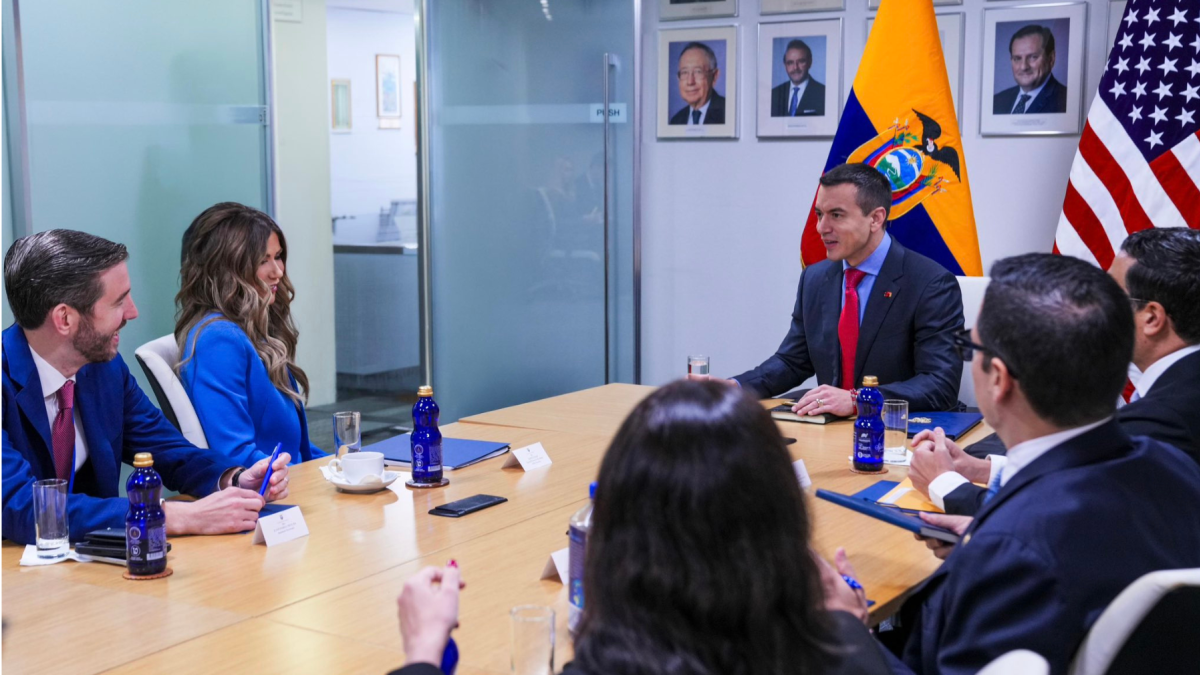 El presidente Daniel Noboa con Kristi Noem, en Estados Unidos, el 22 de septiembre del 2026.