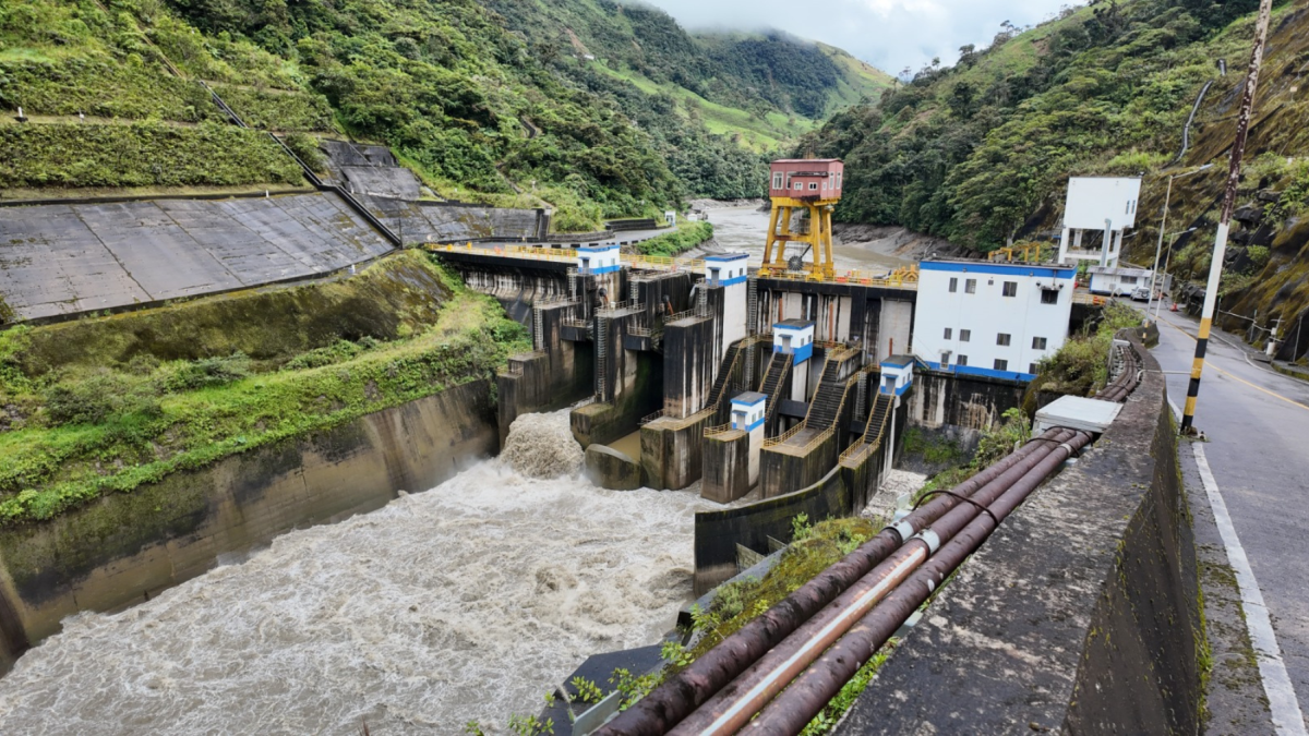El 5 de septiembre, CELEC EP GENSUR inició labores de mantenimiento en la central hidroeléctrica Delsitanisagua.