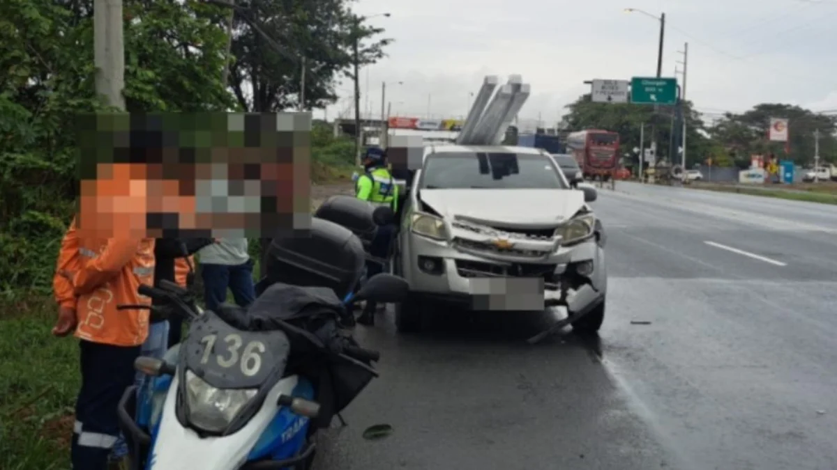Varios siniestros fueron reportados este miércoles en distintos sectores de Guayaquil.
