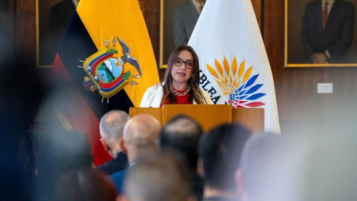 Mishel Mancheno es presidenta de la Asamblea Nacional y secretaria ejecutiva de ADN.