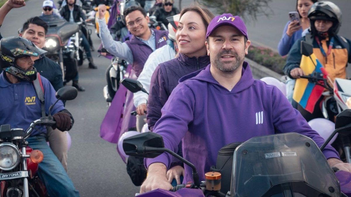 Álvaro Ignacio Guivernau Becker participó en la campaña de Mishel Mancheno para la Asamblea Nacional, en 2025.