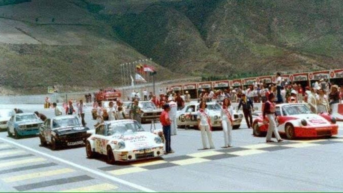 Las 12 Horas Marlboro en 1971 fueron con el tiempo las 12 de Yahuarcocha. Hoy son las 12 Horas Ecuador.