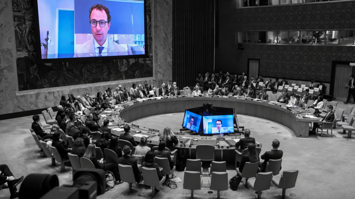 Dario Amodei, de Athropic, interviene virtualmente en  la Asamblea  de la ONU.