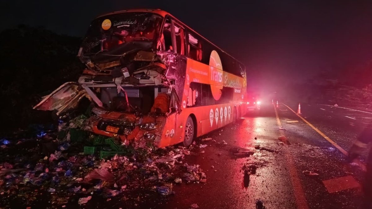 Choque bus-camión deja 15 heridos en Balzar; ocurrió el 26 de septiembre en Guayas.