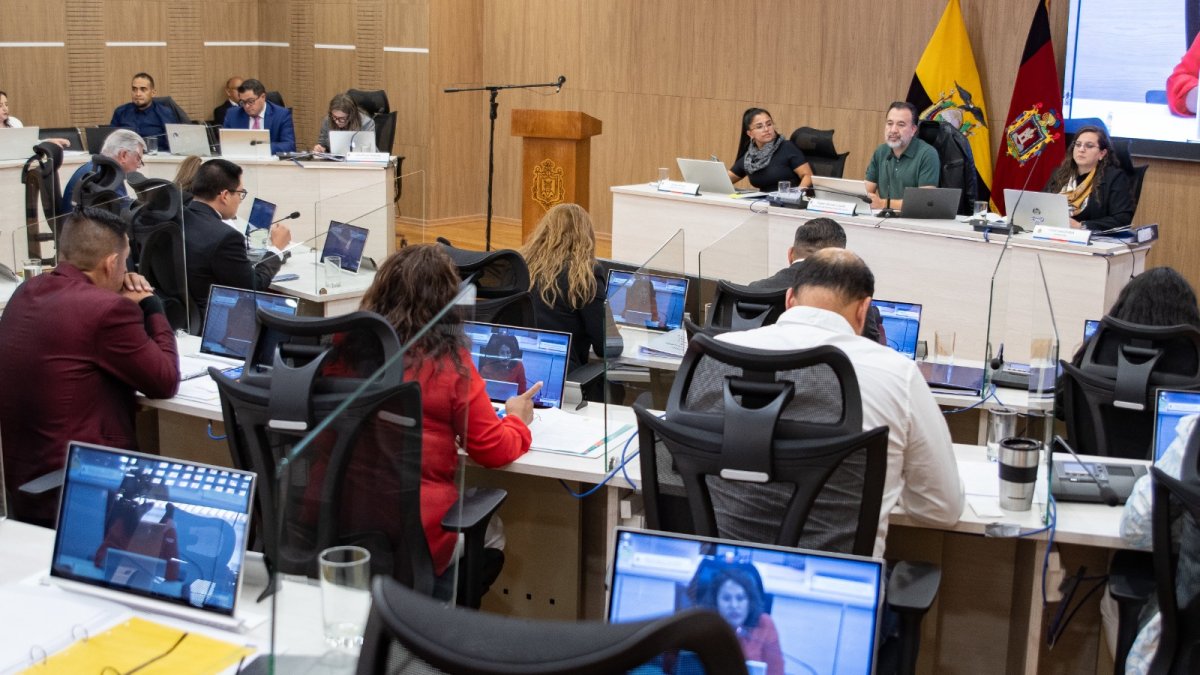 Proyecto. Nuevas reglas para el Concejo buscan ordenar el trámite de ordenanzas, pero generan cuestionamientos sobre tiempos y decisiones políticas.