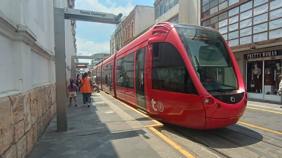 El sistema tranviario de Cuenca cumplió seis años y aún tiene temas pendientes para integrar todo los medios de transporte público.