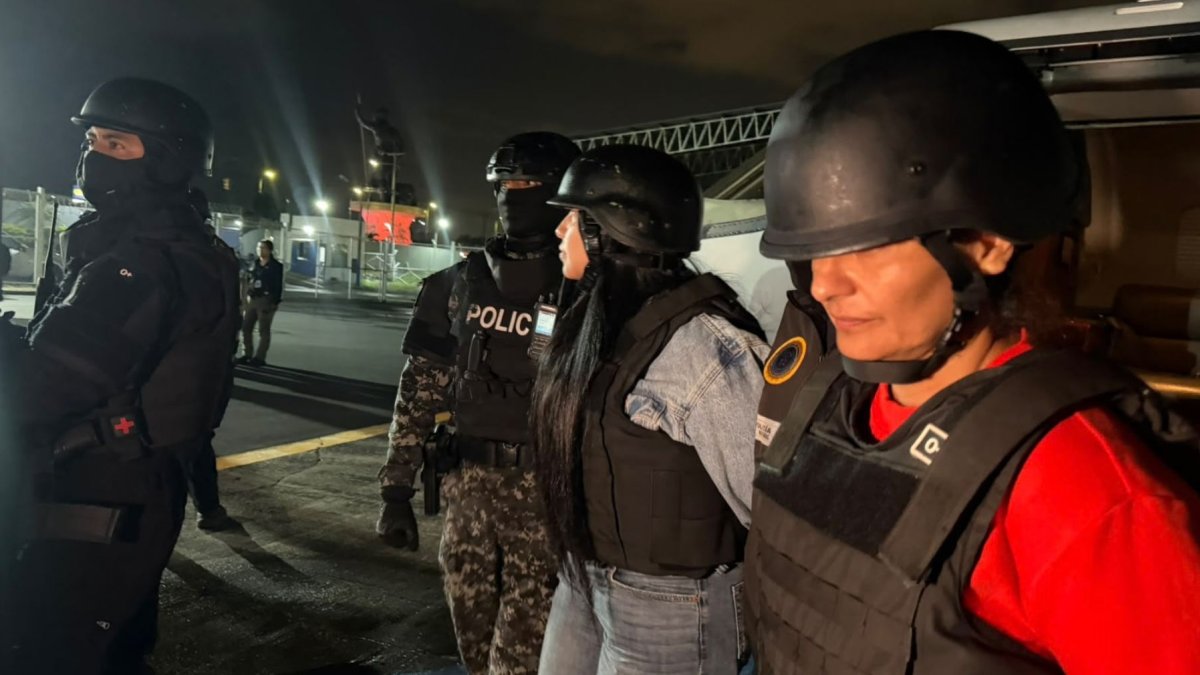 Esposa e hija de Fito regresaron a Ecuador el 29 de septiembre por caso Blanqueo Fito.