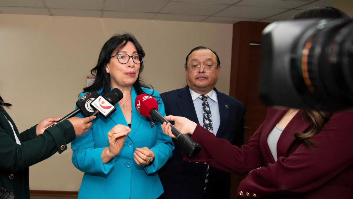 Ayer, Solanda Goyes acudió a una unidad de tránsito, donde negaron la acción de protección en contra de la Fiscalía.