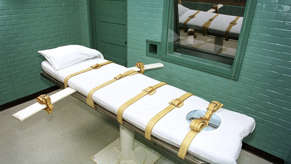 Christa Pike permanece en condición crítica tras sobrevivir a dos dosis de pentobarbital durante su ejecución en Tennessee.