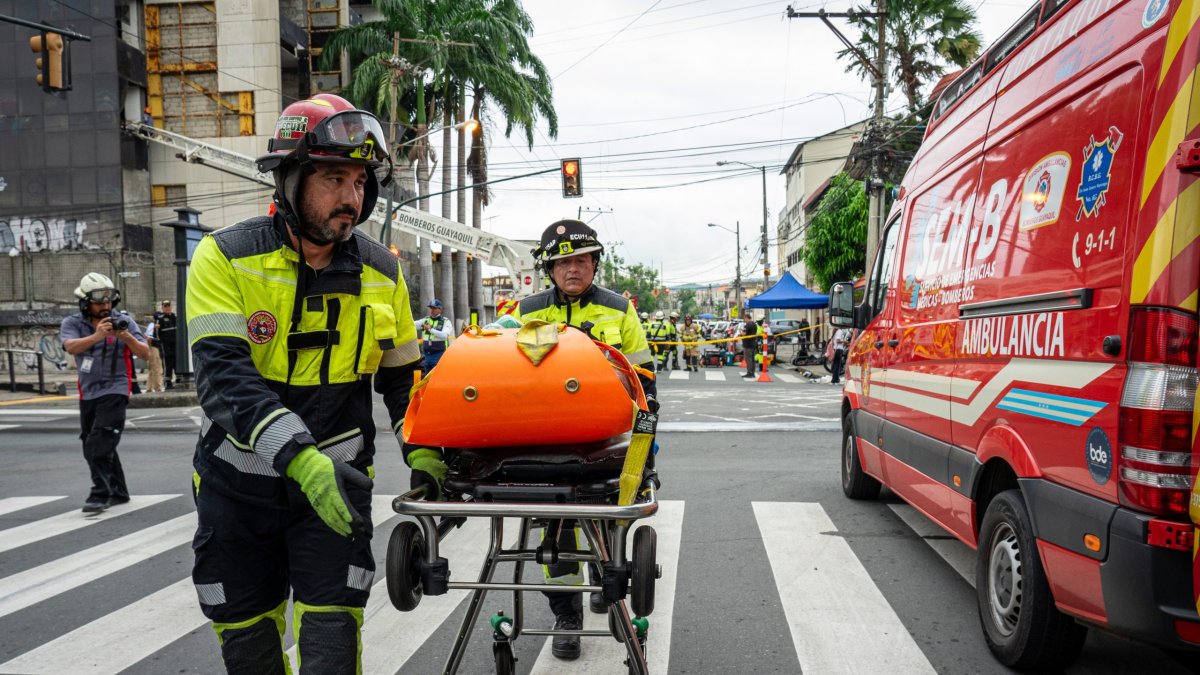 Simulacro de sismo en Guayaquil activó rescates y evacuaciones.