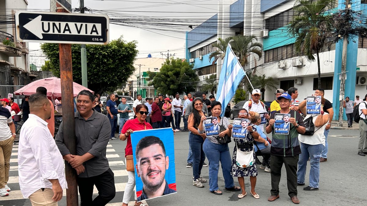 La clínica Alcívar, en Guayaquil, espera la posible llegada de Aquiles Álvarez para recibir atención médica.