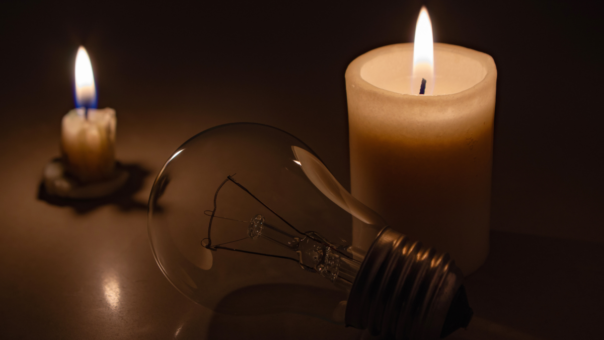 La crisis energética en Ecuador vuelve a poner en debate el consumo de electricidad de los hogares y la capacidad del sistema eléctrico.