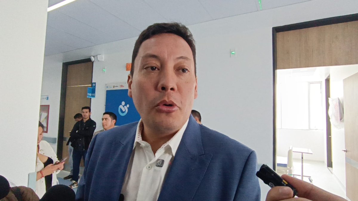 El alcalde suspendido de Cuenca, Cristian Zamora enfrenta una serie de señalamientos por presuntos casos de corrupción durante su administración.