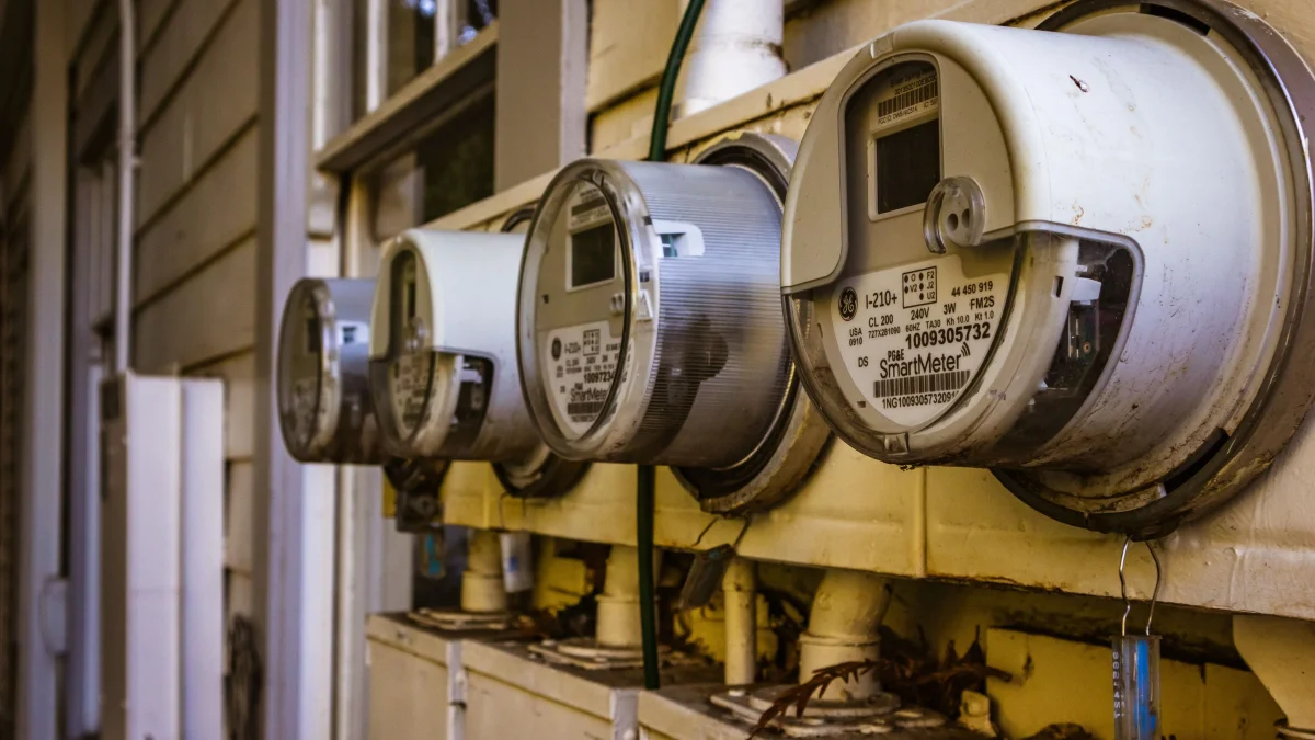 Los cortes de energía han generado reclamos en distintos sectores de Guayaquil durante los últimos días.