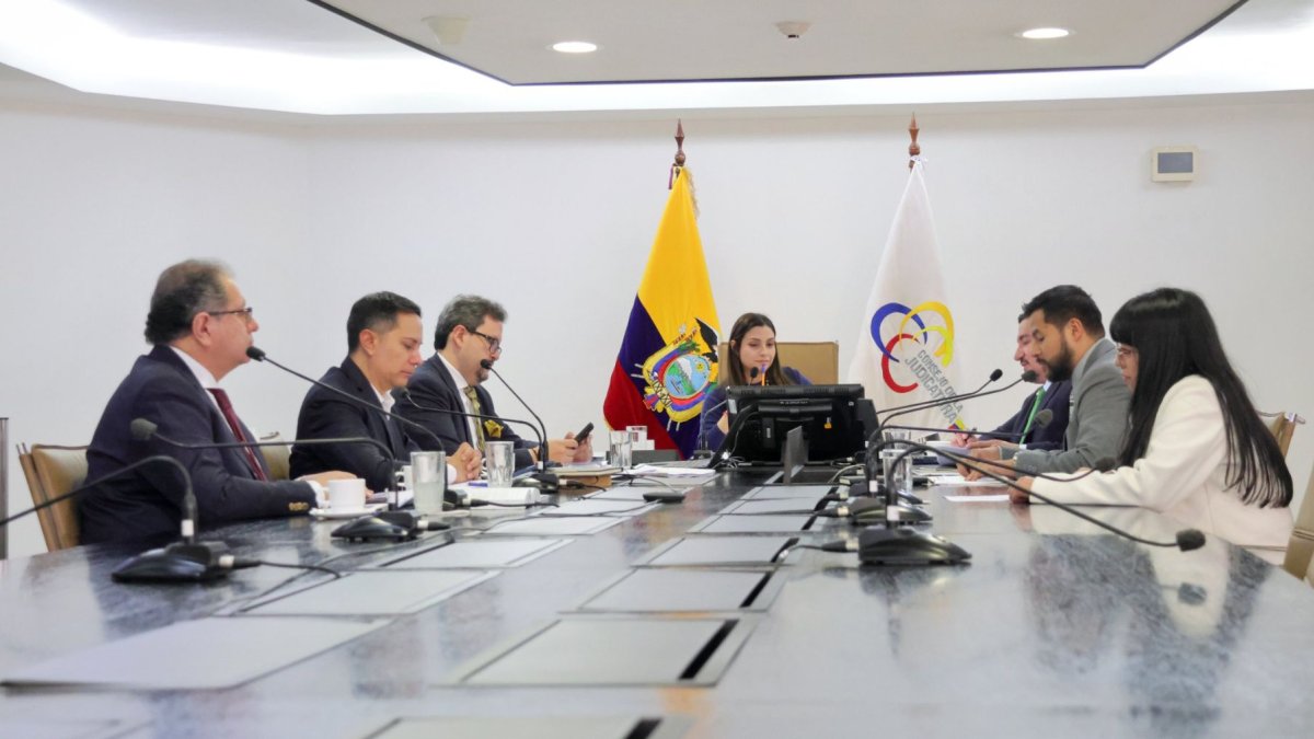 Judicatura seleccionará 222 jueces temporales para cubrir déficit nacional de 729 vacantes.