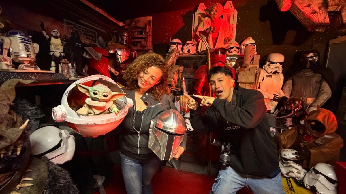 Más de 60 personajes de Star Wars forman parte de esta experiencia que transporta a los visitantes a una galaxia muy lejana.