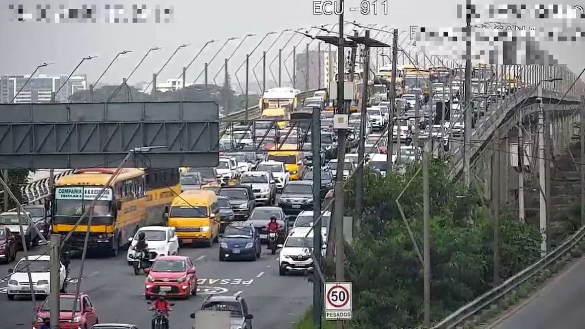 Los siniestros se registraron en distintos puntos de Guayaquil y provocaron congestión durante la mañana de este martes.