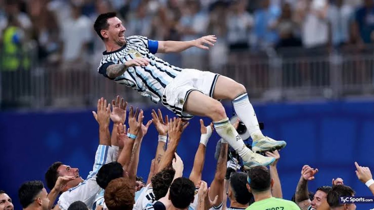 Lionel Messi jugará su último partido con la Albiceleste ante Benín.